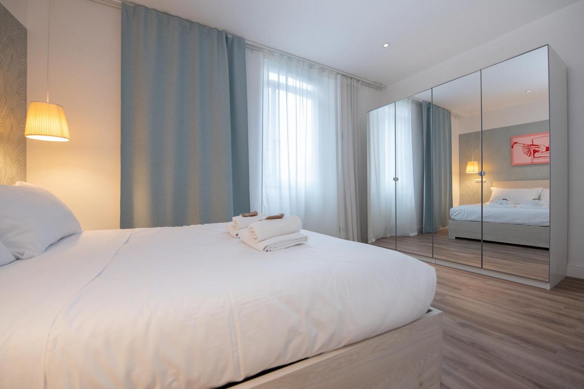 Colosseum View Accomodation Rome Extérieur photo